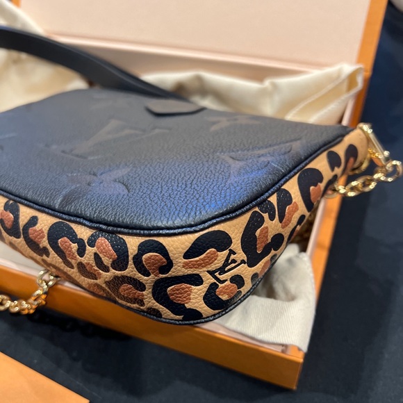 Louis Vuitton Wild at Heart Multi Pochette Accessoires (AVAILABLE) - Picture 6 of 8